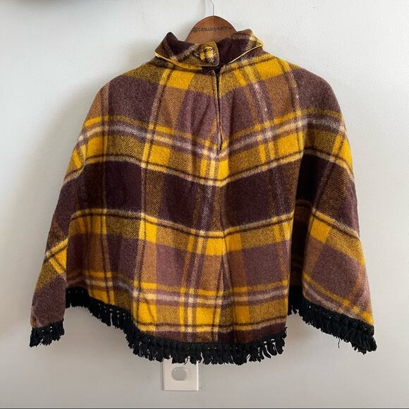 Vintage | Unbranded 1970’s Yellow Brown Purple Plaid Poncho Fringe Mock Neck Zip - Picture 4 of 8